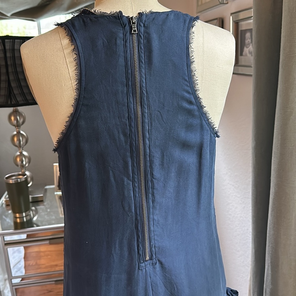 Alice + Olivia 100% Silk dress navy size small. - Picture 7 of 12